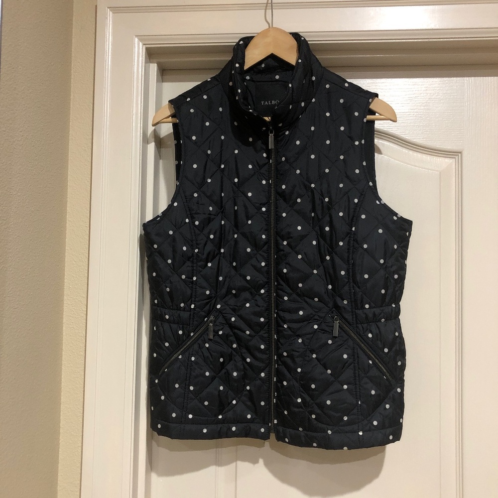 Talbots Polka Dot Lightweight Quilted Vest Figure Flattering NEW size medium